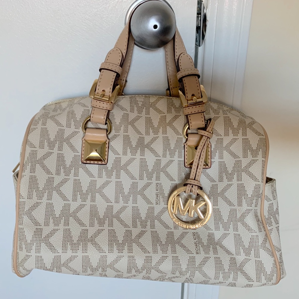Authentic Michael Kors Purse MK Signature Bag